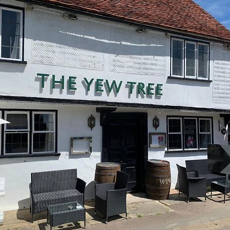 Stay And Relax At The Yew Tree Manuden Екстер'єр фото