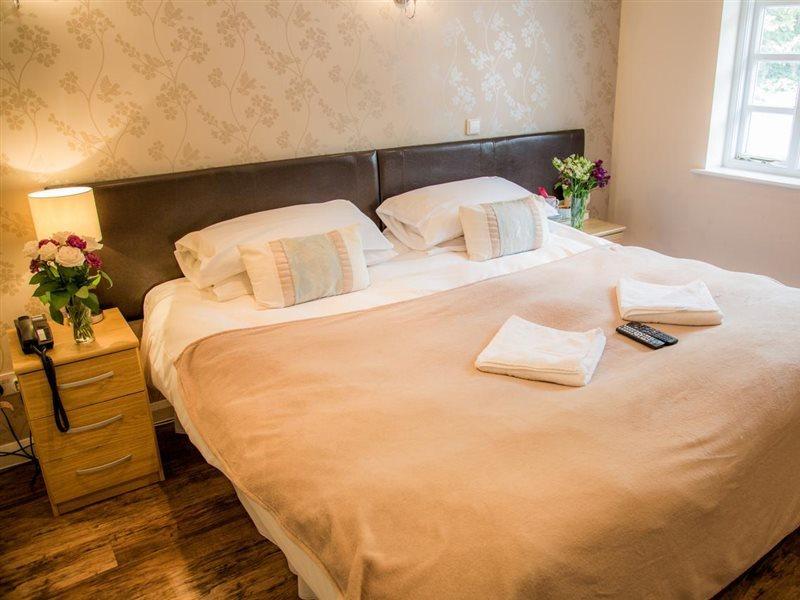 Stay And Relax At The Yew Tree Manuden Екстер'єр фото