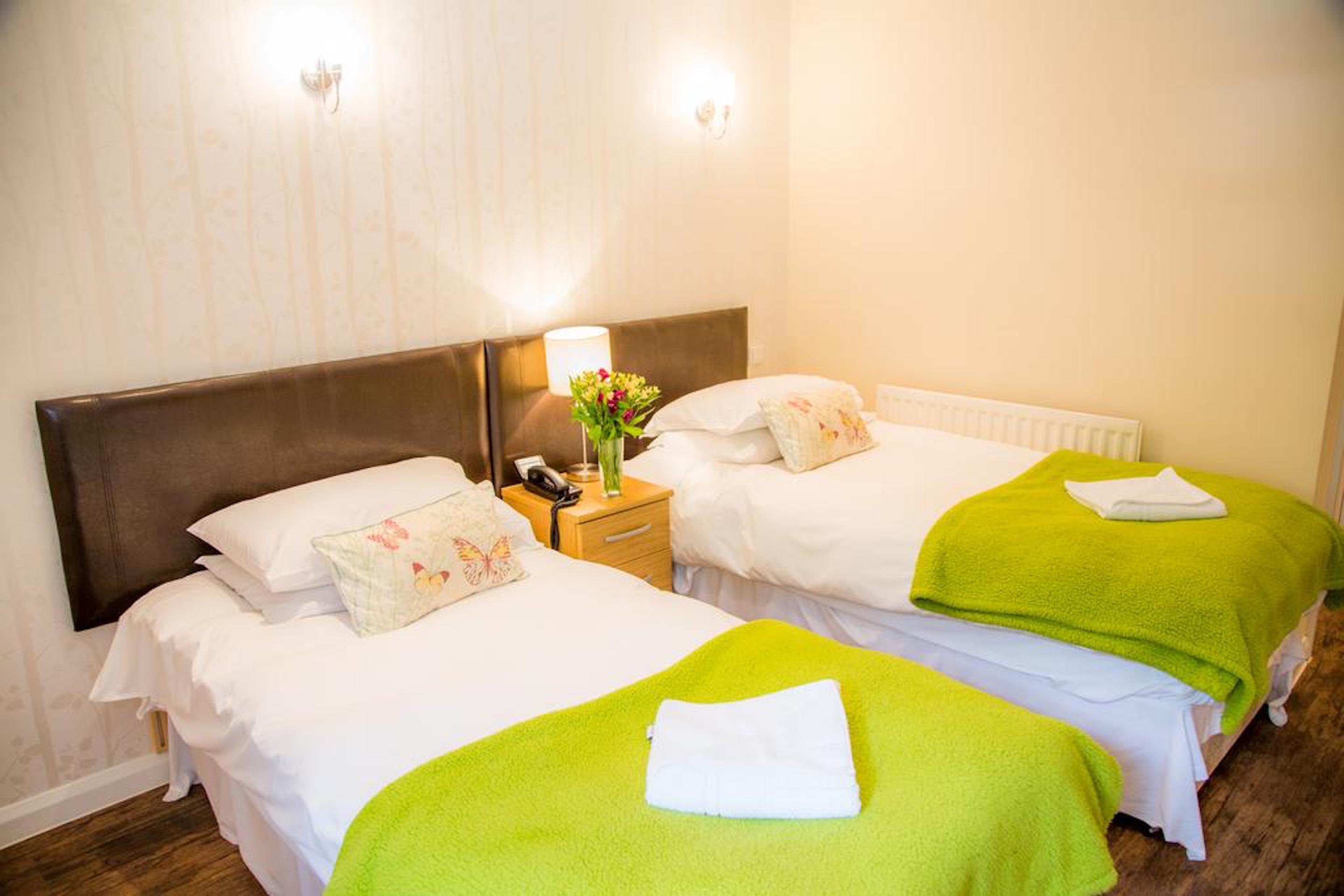 Stay And Relax At The Yew Tree Manuden Екстер'єр фото