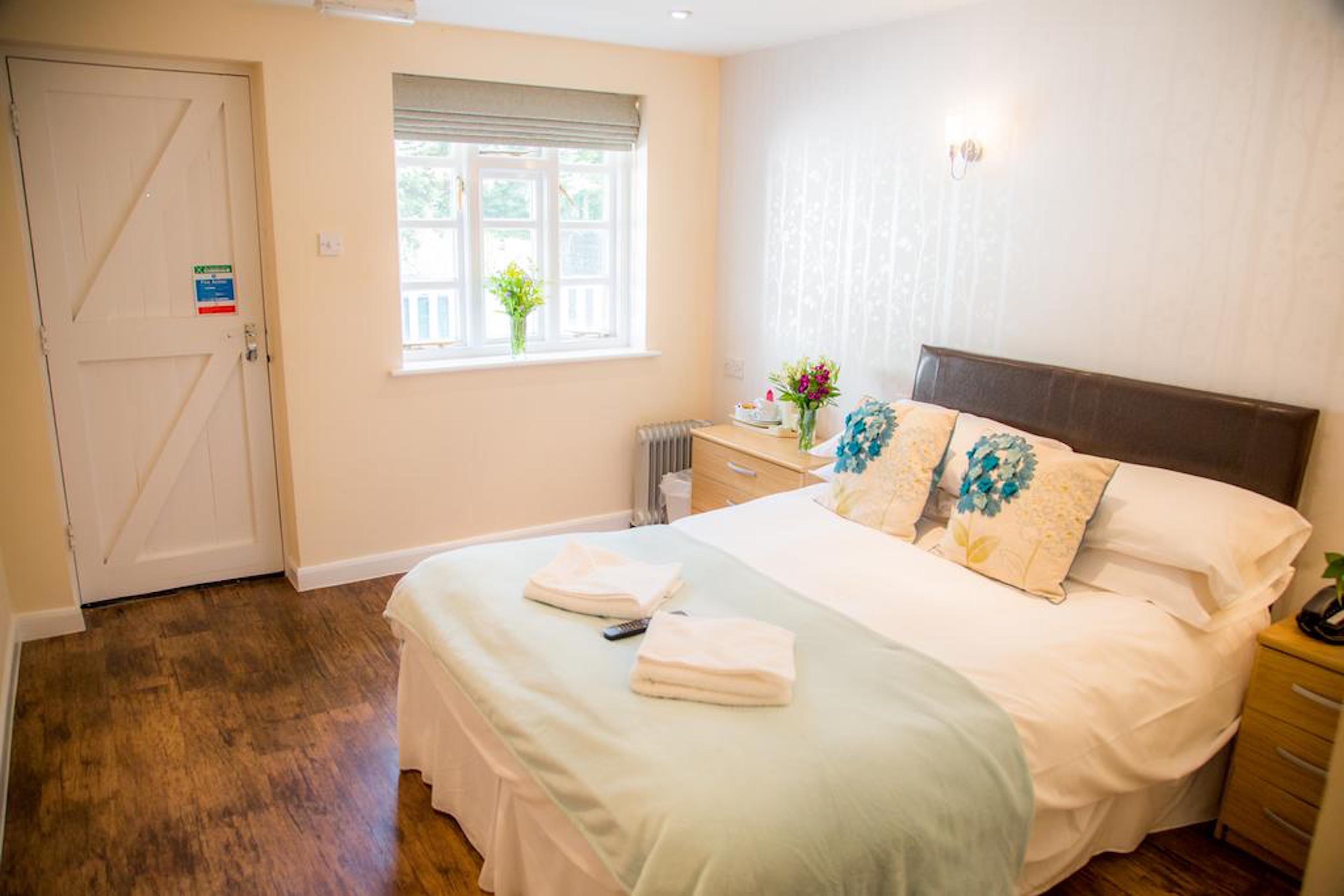Stay And Relax At The Yew Tree Manuden Екстер'єр фото