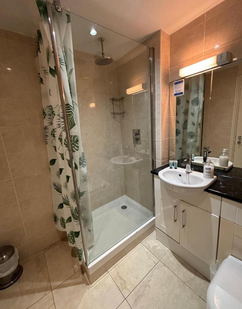 Stay And Relax At The Yew Tree Manuden Екстер'єр фото
