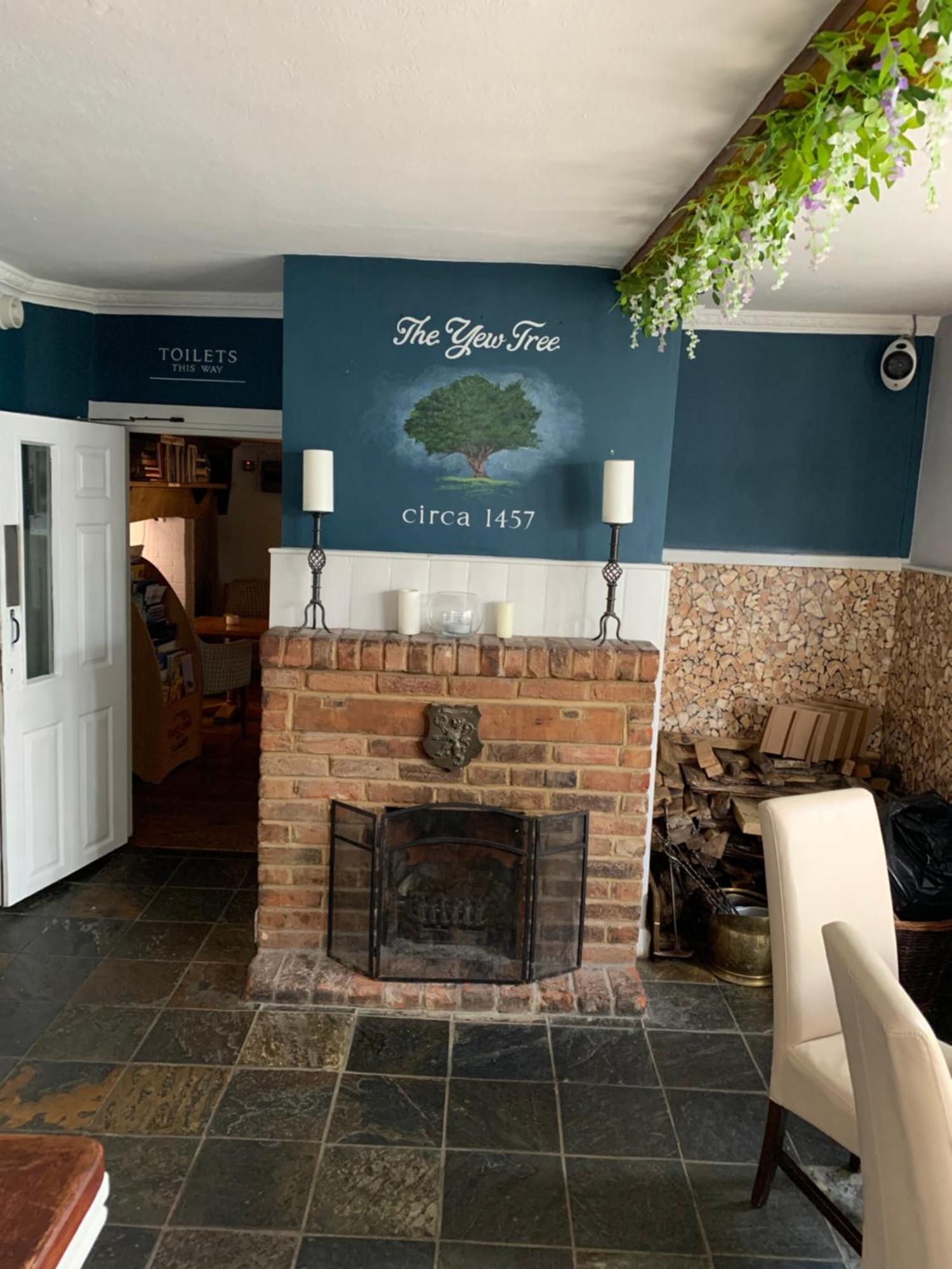 Stay And Relax At The Yew Tree Manuden Екстер'єр фото