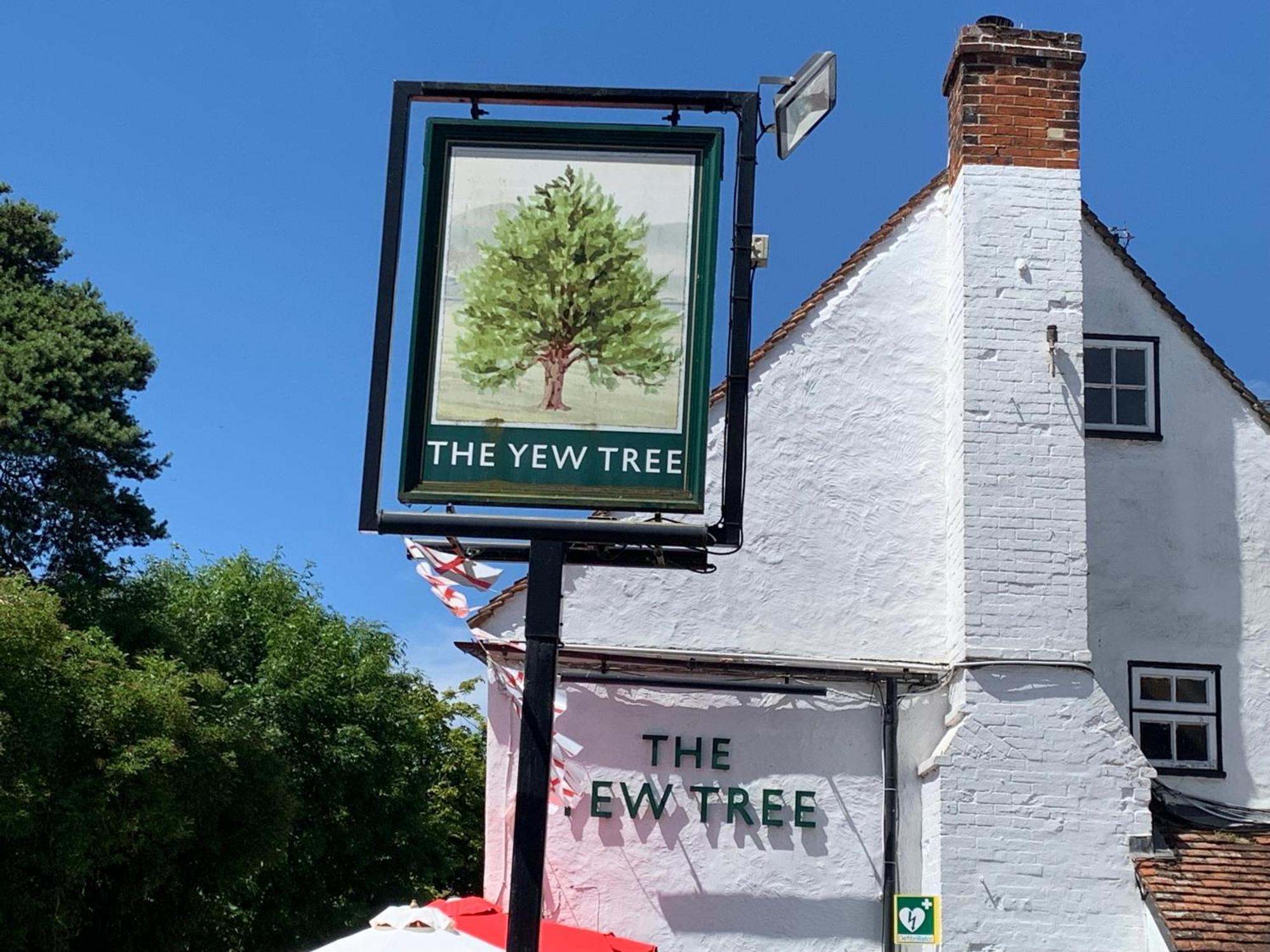 Stay And Relax At The Yew Tree Manuden Екстер'єр фото